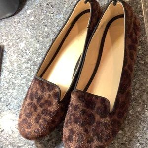 Old Navy flats size 9 worn one time.